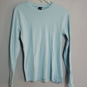 GAP long sleeve tee size Large